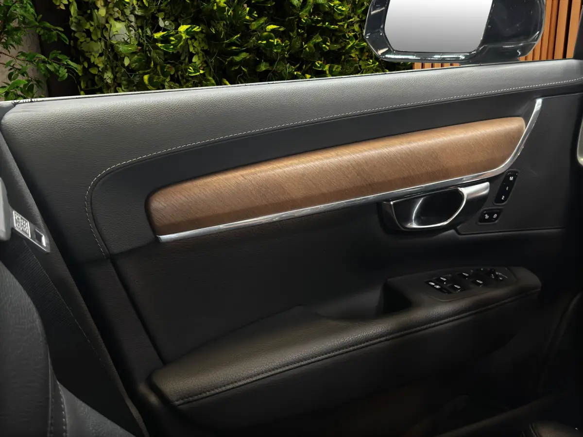 2.0 T8 AWD Inscription |Panoramadak| Stoel/stuurverwarming| Pilot |