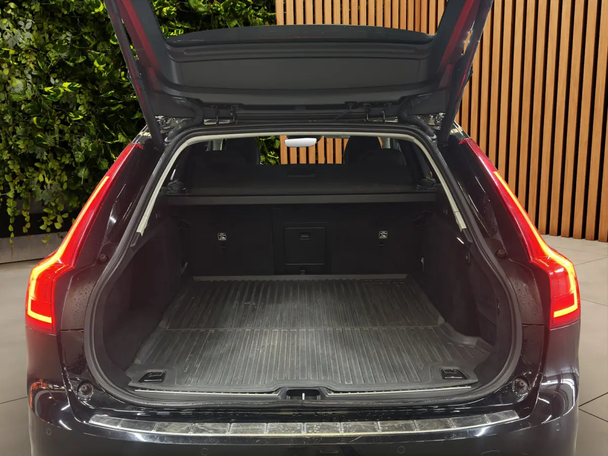 2.0 T8 AWD Inscription |Panoramadak| Stoel/stuurverwarming| Pilot |
