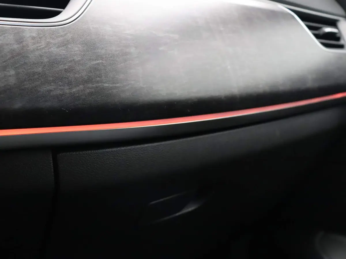 E-Tech full hybrid 145pk esprit Alpine | Adaptive cruise control | Stuur en stoelverwarming | Elektrisch verstelbare stoelen | Dodehoek detectie |