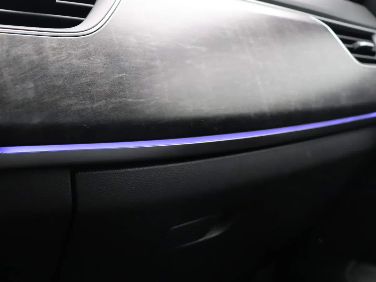E-Tech full hybrid 145pk esprit Alpine | Adaptive cruise control | Stuur en stoelverwarming | Elektrisch verstelbare stoelen | Dodehoek detectie |