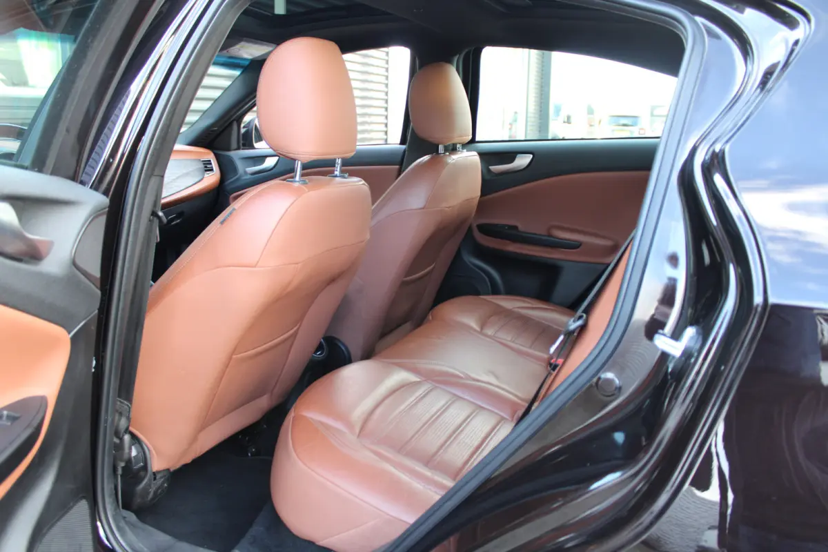 1.4 Turbo MultiAir Super 170pk TCT│18'' velgen│Leer│Clima│Cruise│Navi