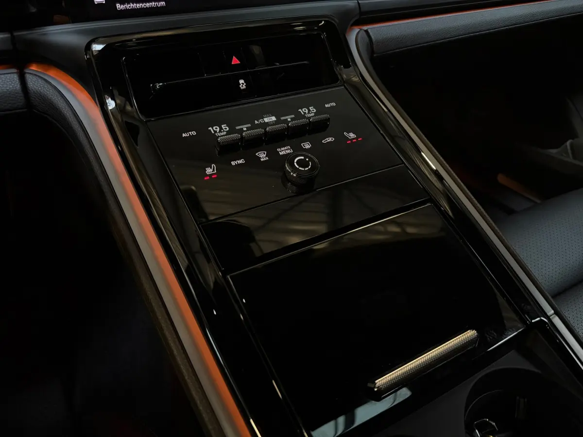 2.9 4 E-Hybrid PANO|BOSE|HuD|SOFTCLOSE|360 CAMERA|MEMORY|LUCHTVERING|FABRIEKSGARANTIE|NL AUTO|DEALER ONDERHOUDEN|