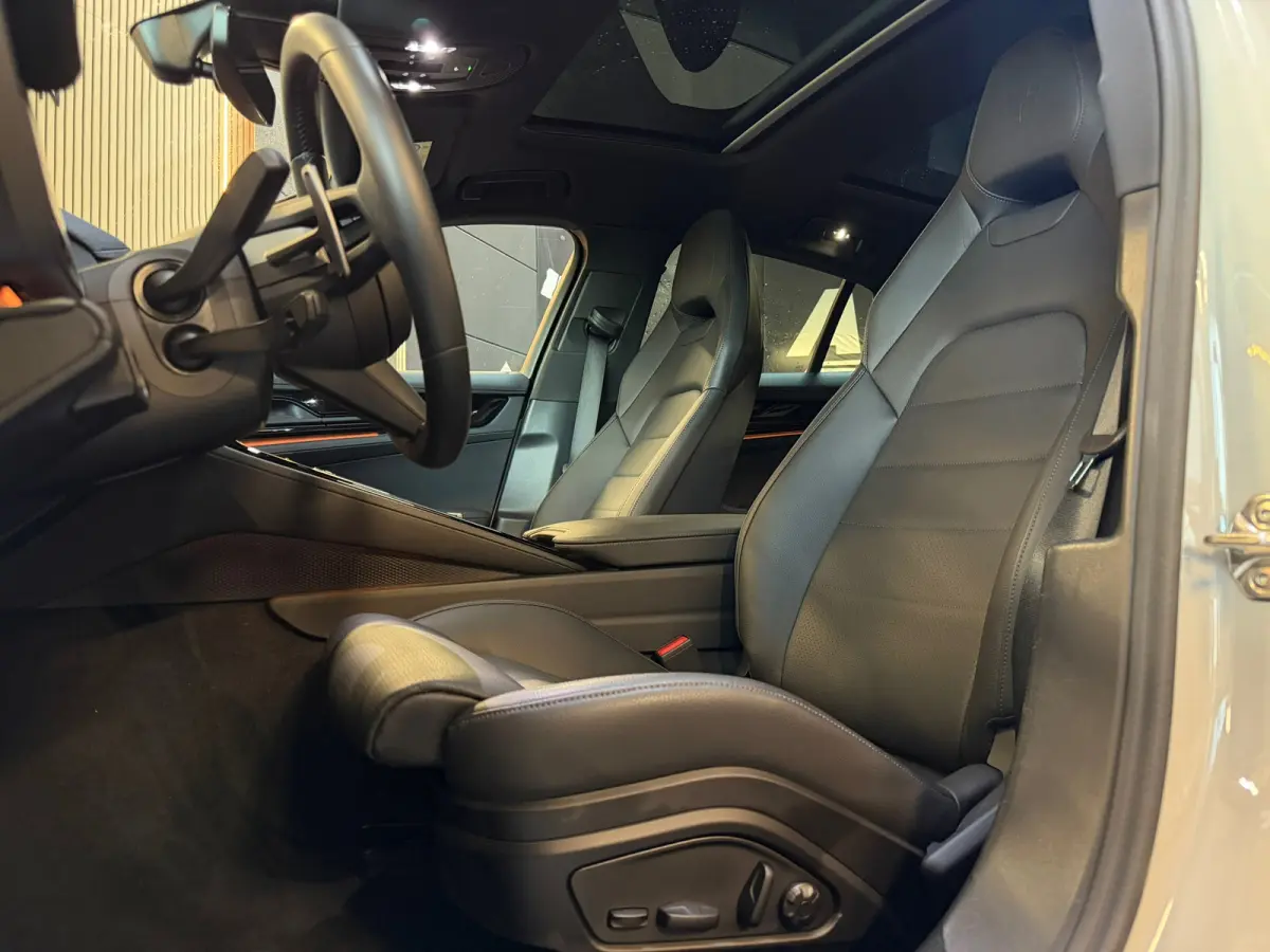 2.9 4 E-Hybrid PANO|BOSE|HuD|SOFTCLOSE|360 CAMERA|MEMORY|LUCHTVERING|FABRIEKSGARANTIE|NL AUTO|DEALER ONDERHOUDEN|