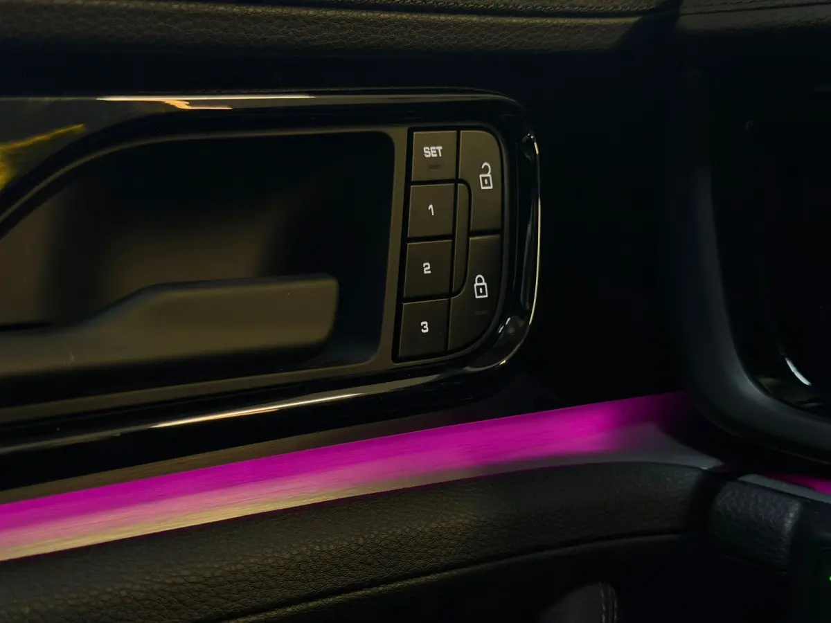 2.9 4 E-Hybrid PANO|BOSE|HuD|SOFTCLOSE|360 CAMERA|MEMORY|LUCHTVERING|FABRIEKSGARANTIE|NL AUTO|DEALER ONDERHOUDEN|