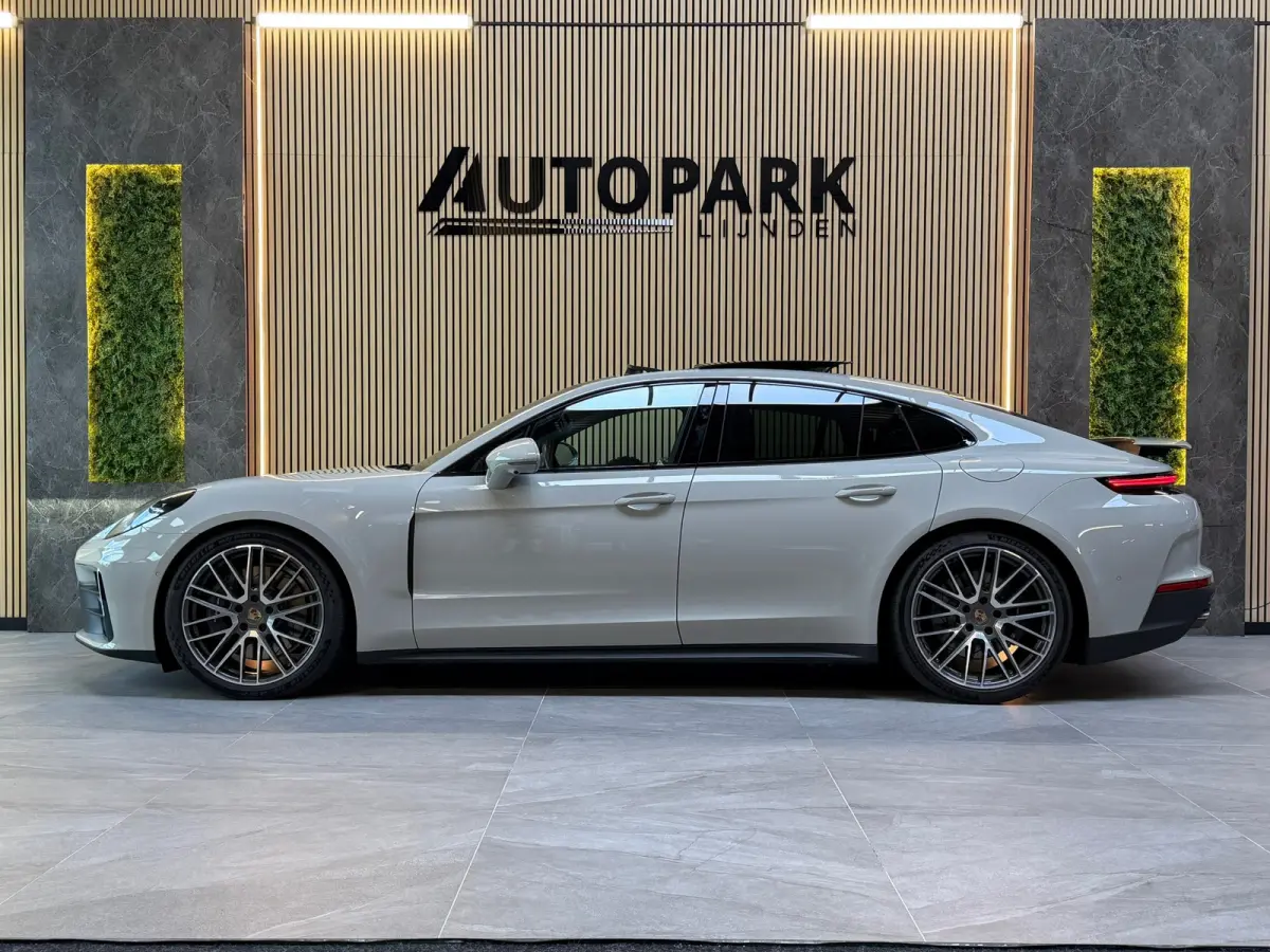 2.9 4 E-Hybrid PANO|BOSE|HuD|SOFTCLOSE|360 CAMERA|MEMORY|LUCHTVERING|FABRIEKSGARANTIE|NL AUTO|DEALER ONDERHOUDEN|