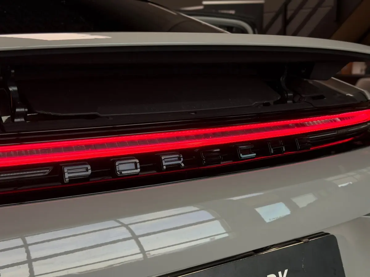 2.9 4 E-Hybrid PANO|BOSE|HuD|SOFTCLOSE|360 CAMERA|MEMORY|LUCHTVERING|FABRIEKSGARANTIE|NL AUTO|DEALER ONDERHOUDEN|
