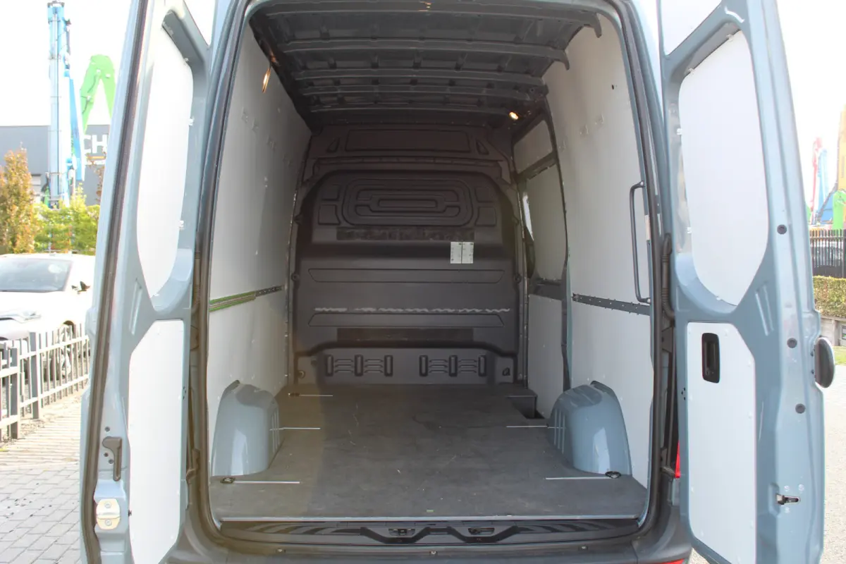 317 1.9 CDI L2H2 RWD | LED | Trekhaak