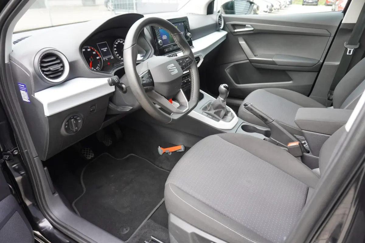 1.0 TSI 95pk Style | Full Link | Climatronic | PDC Achter | Cruise Control