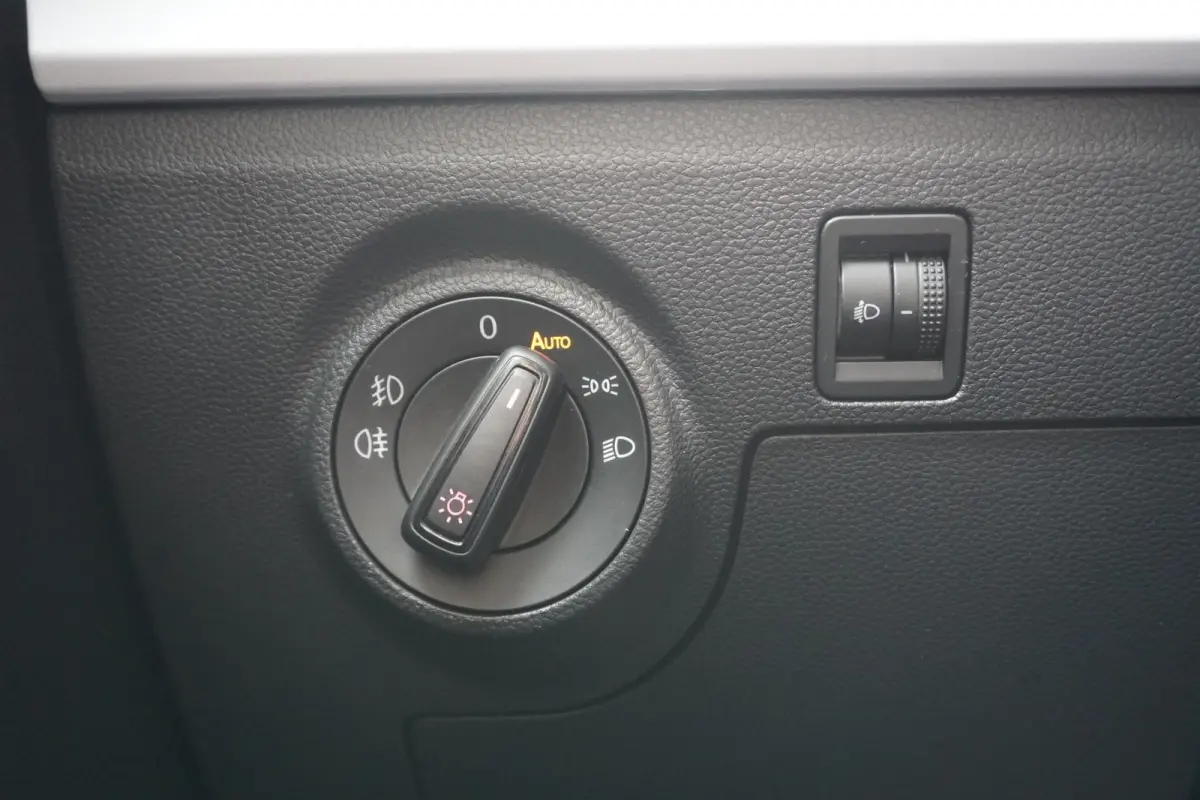 1.0 TSI 95pk Style | Full Link | Climatronic | PDC Achter | Cruise Control