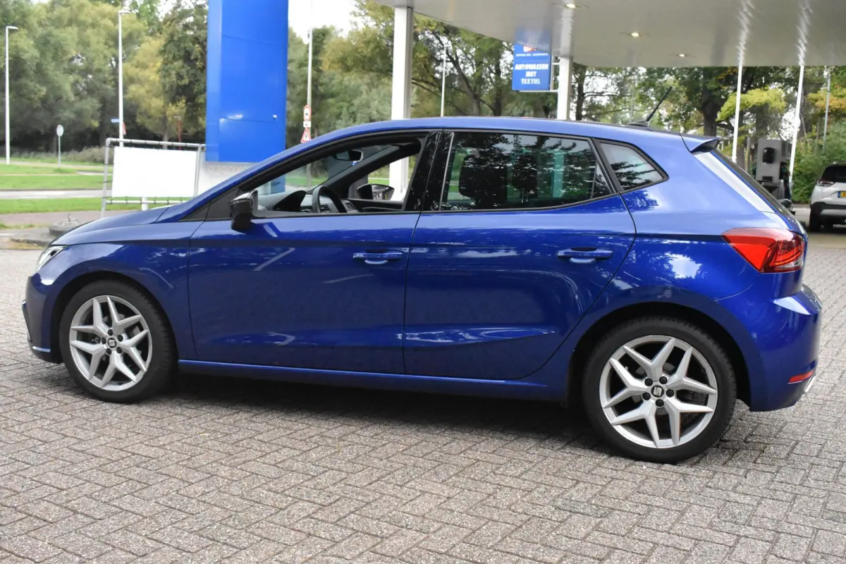 1.0 TSI FR Business Intense Plus Automaat | Carplay Navi | Digitaal Dashboard | LED | 12 mnd BOVAG garantie | Whatsapp 06-53188999