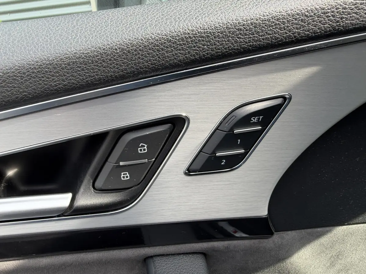 3.0 TDI e-tron quattro Sport S-Line | 360 Camera | DAB | Elektrische Trekhaak | Elektrische Achterklep | Memory Stoelen |