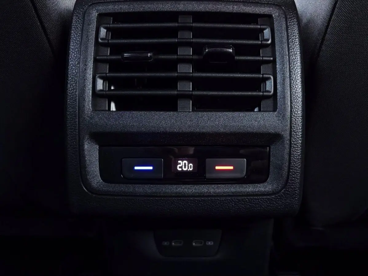 GTE 1.4 eHybrid 245pk DSG | SoH 92% | Navigatie | App Connect | LED Matrix