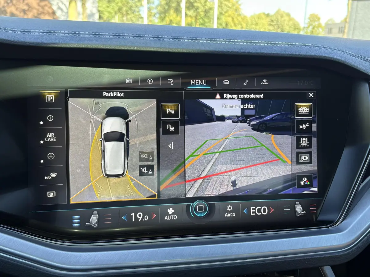 3.0 TSI Elegance VAN: 56.900,- VOOR: 52.877,- UW HERFSTVOORDEEL: 4.023,- EURO | LUCHTVERING| ELEK. TREKHAAK| LEDER| PANO | STOELVENTILATIE + MASSAGE| ACHTERBANK VERWARMD| MEMORY STOEL| 360 C