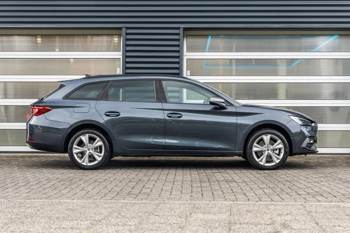 1.5 TSI 204pk DSG e-Hybrid FR Business | Velgen 17'' | Trekhaak Uitklapbaar