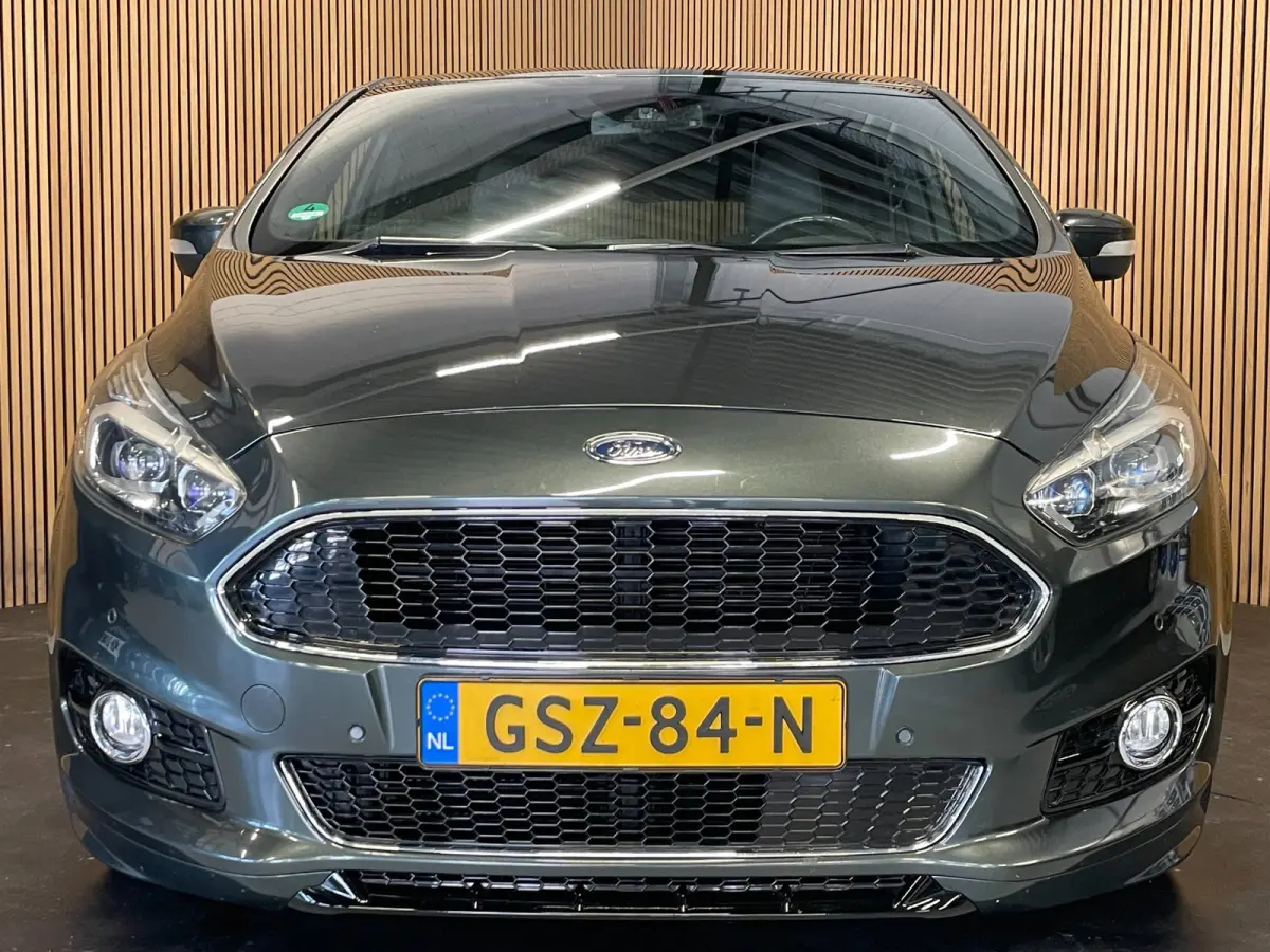 1.5 ST-Line 7-PERSOONS|NIEUWE MOTOR|AFN.TREKHAAK|STOEL+STUURVERW|CAMERA|CARPLAY|1/2 LEDER/ALCANTARA|MEMORY|CRUISE+CLIMA