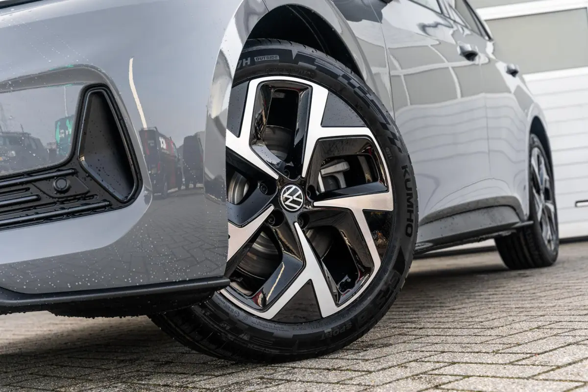 190pk Style 58 kWh | Steunhaak | 19" Velgen