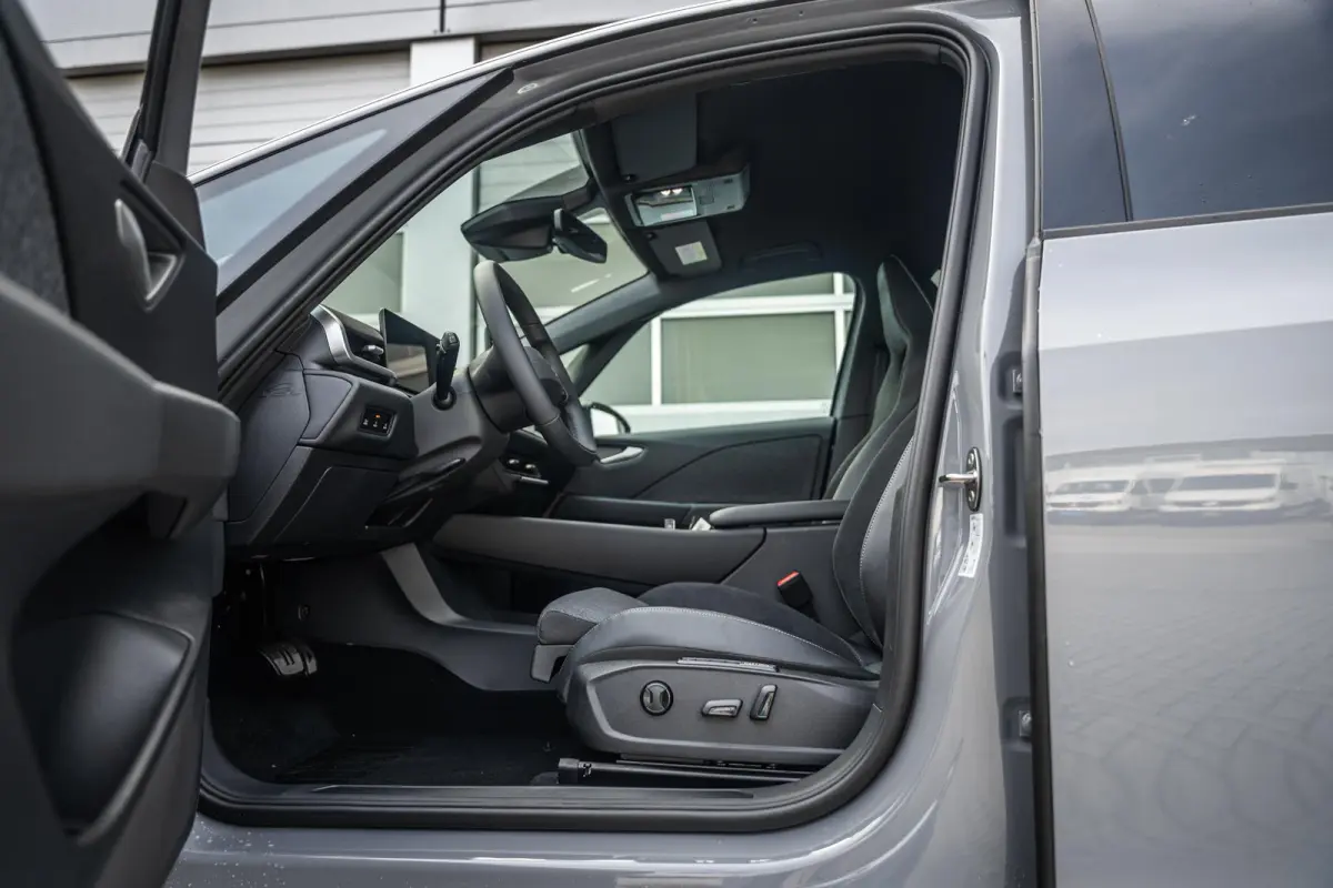 190pk Style 58 kWh | Steunhaak | 19" Velgen