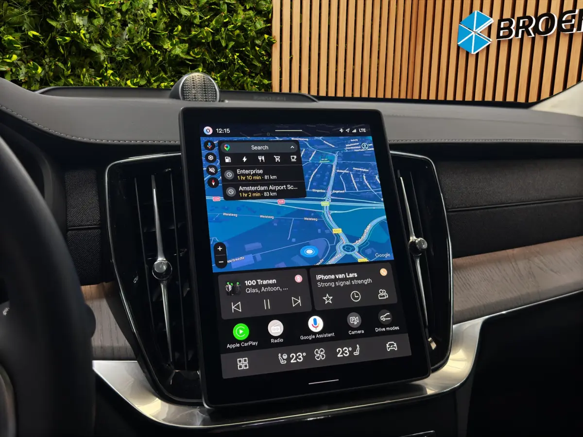 2.0 T8 Plug-in hybrid AWD Ultra Dark Pano | Stoelmassage | Luchtvering | Head-up|