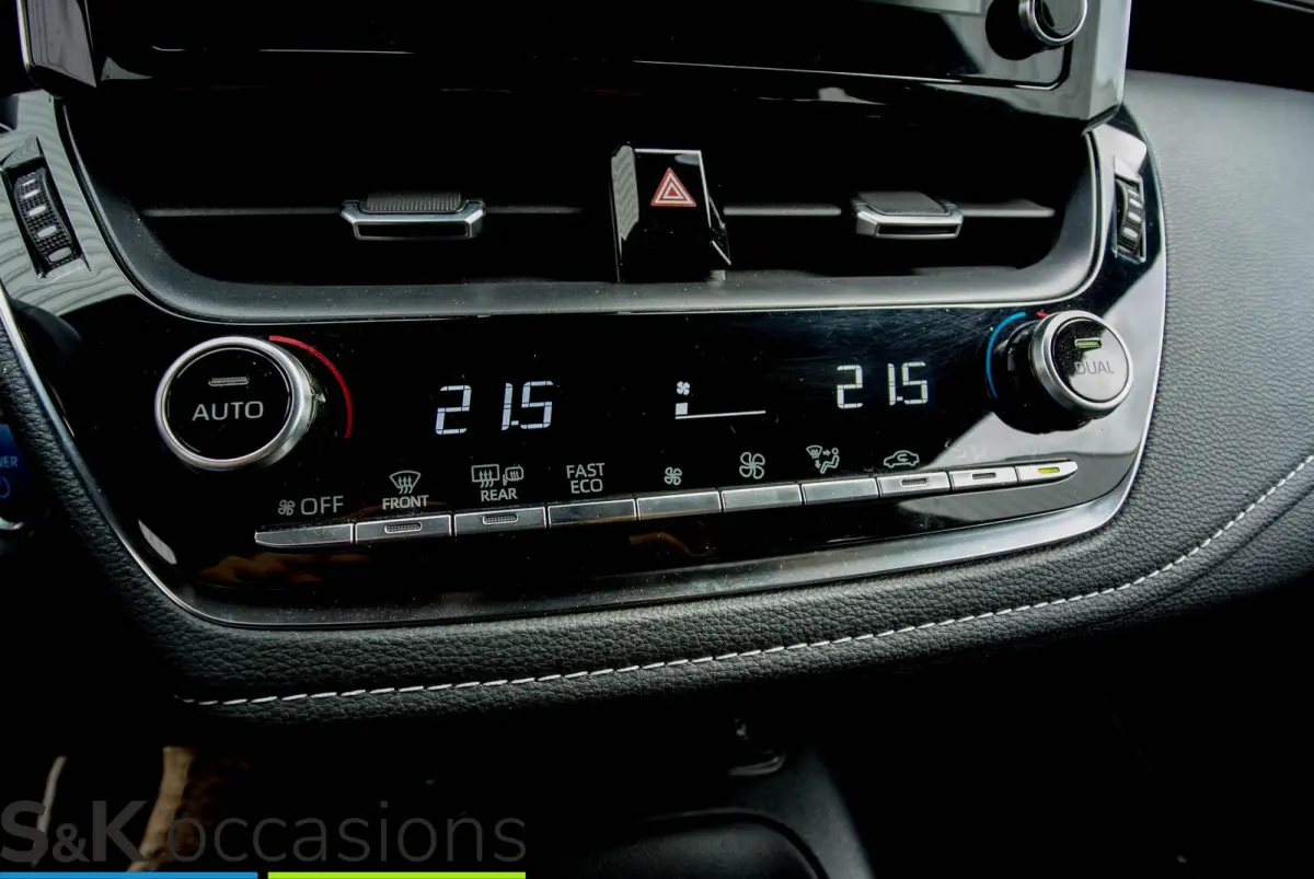 1.8 Hybrid 10j. garantie BSM NAVI Cruise