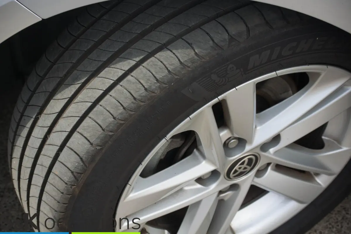 1.8 Hybrid 10j. garantie BSM NAVI Cruise