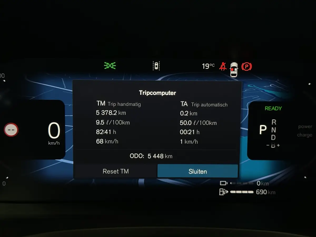 2.0 T8 Plug-in hybrid AWD Plus Dark | Pano | Head-up | 360Cam | Sportstoelen | Stoel/Stuurverw.|Harman&Kardon