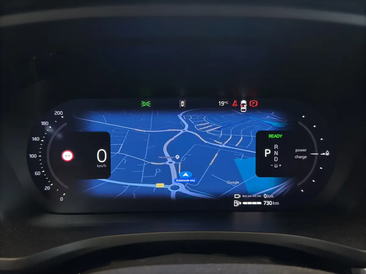 2.0 T8 Plug-in hybrid AWD Plus Dark | Pano | Head-up | 360Cam | Sportstoelen | Stoel/Stuurverw.|Harman&Kardon