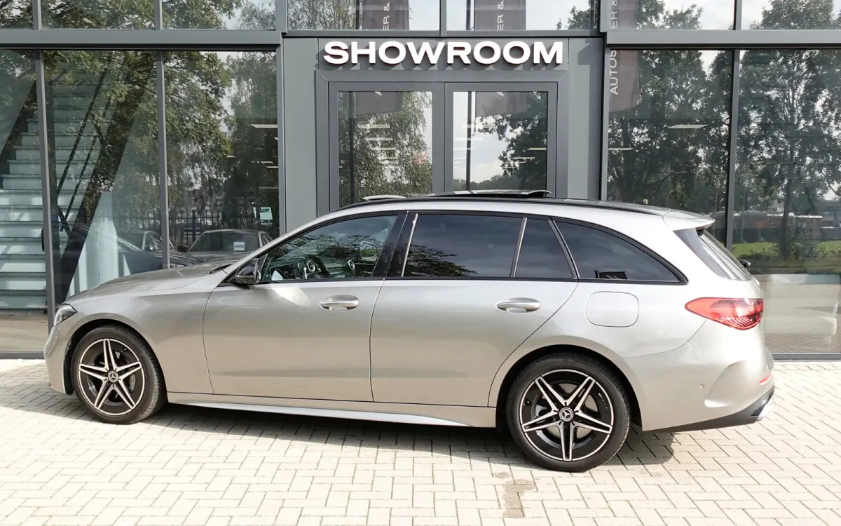 300 e AMG Line PANO KEYLESS 360