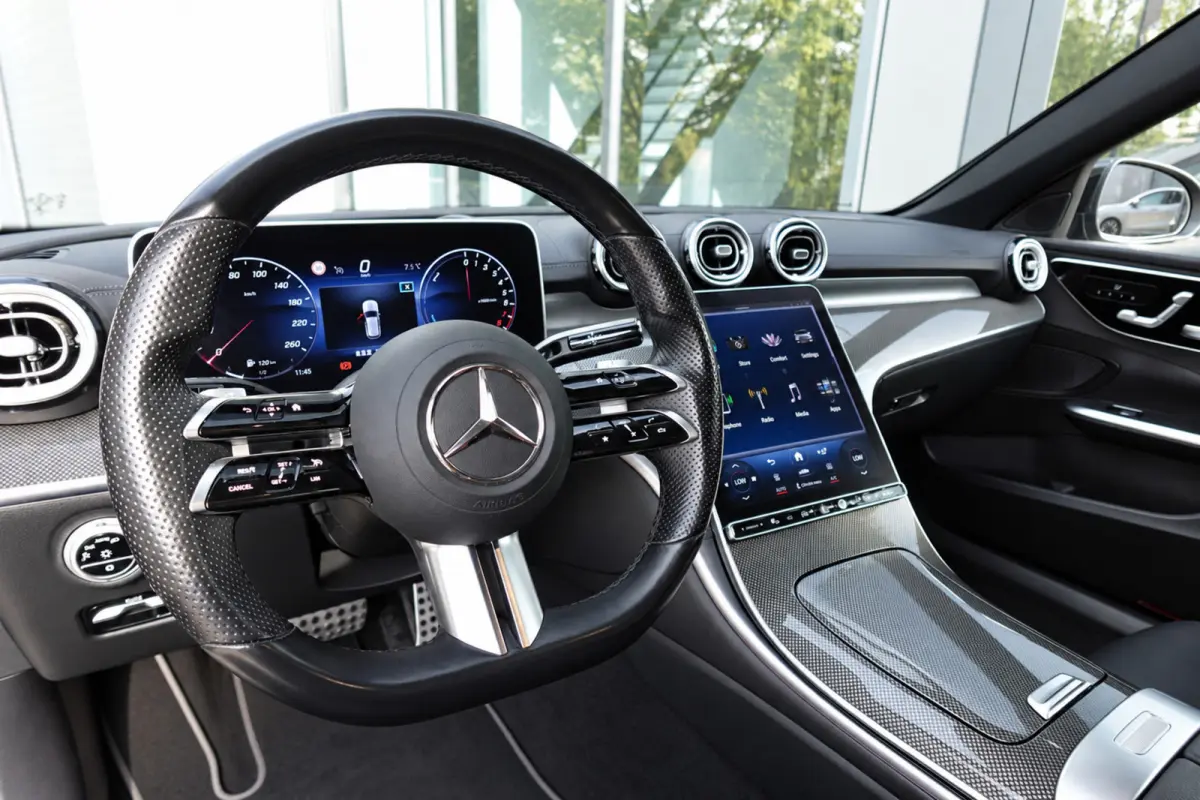 300 e AMG Line PANO KEYLESS 360