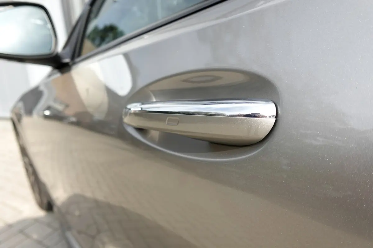 300 e AMG Line PANO KEYLESS 360