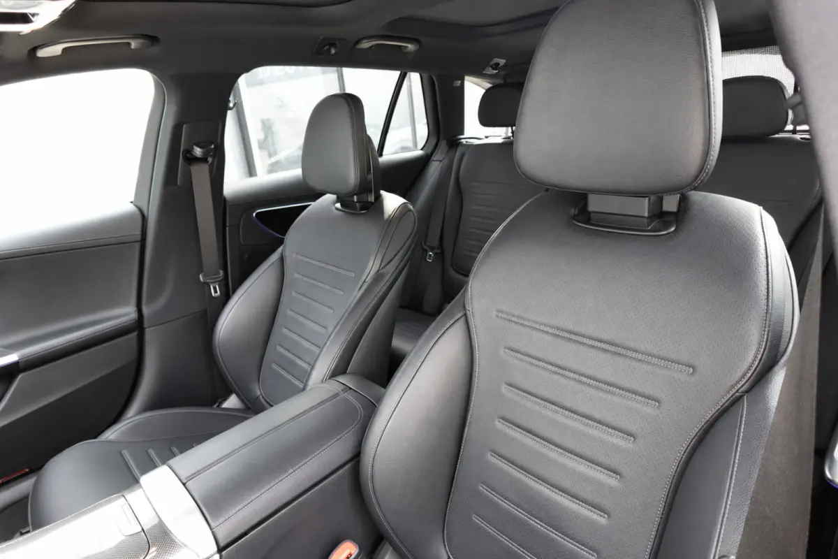 300 e AMG Line PANO KEYLESS 360