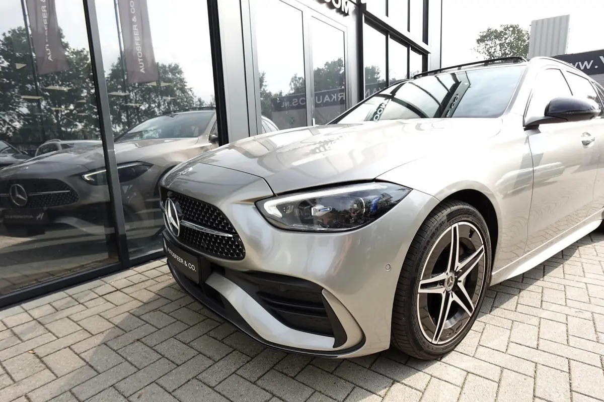 300 e AMG Line PANO KEYLESS 360
