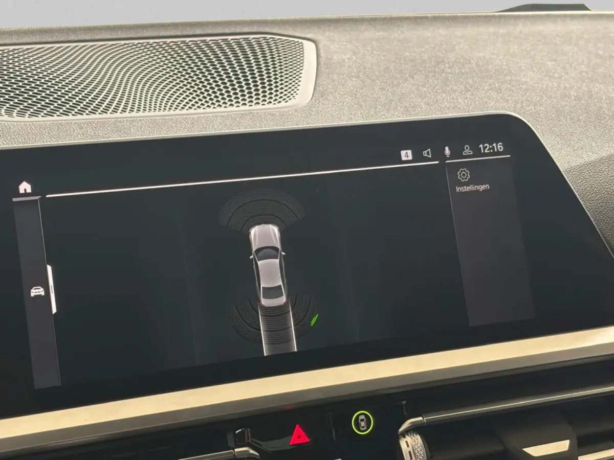 320i High Executive (Goed OndH, Navi Pro, StoelV, PDC V+A, Climate Con, Cruise Con, Etc)