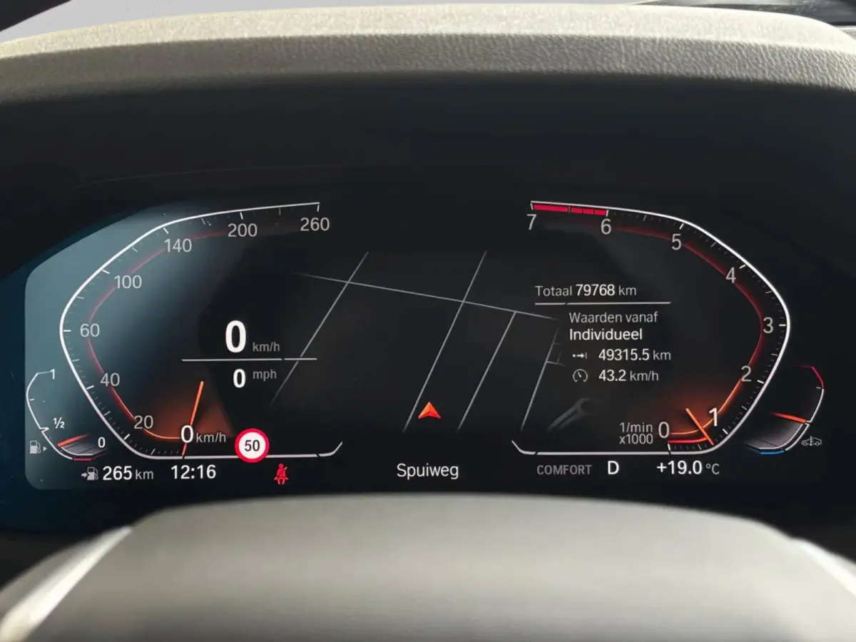 320i High Executive (Goed OndH, Navi Pro, StoelV, PDC V+A, Climate Con, Cruise Con, Etc)