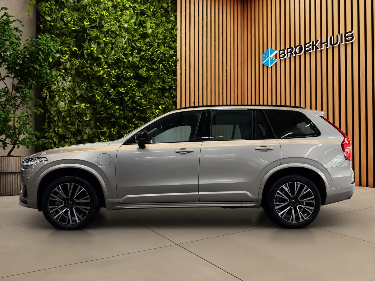 2.0 T8 Recharge AWD Ultimate Dark | Bowers&Wilkins| Luchtvering | Head-up| Sportstoelen|