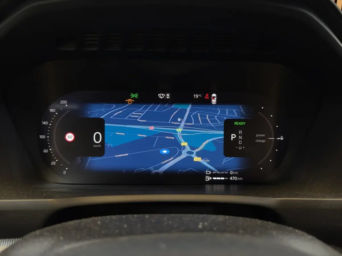 2.0 T8 Recharge AWD Ultimate Dark | Bowers&Wilkins| Luchtvering | Head-up| Sportstoelen|