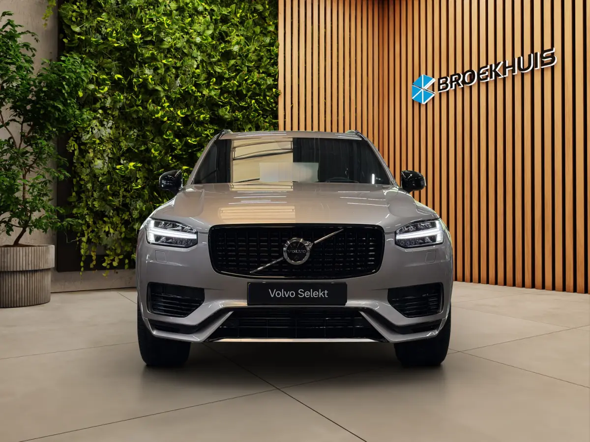 2.0 T8 Recharge AWD Ultimate Dark | Bowers&Wilkins| Luchtvering | Head-up| Sportstoelen|
