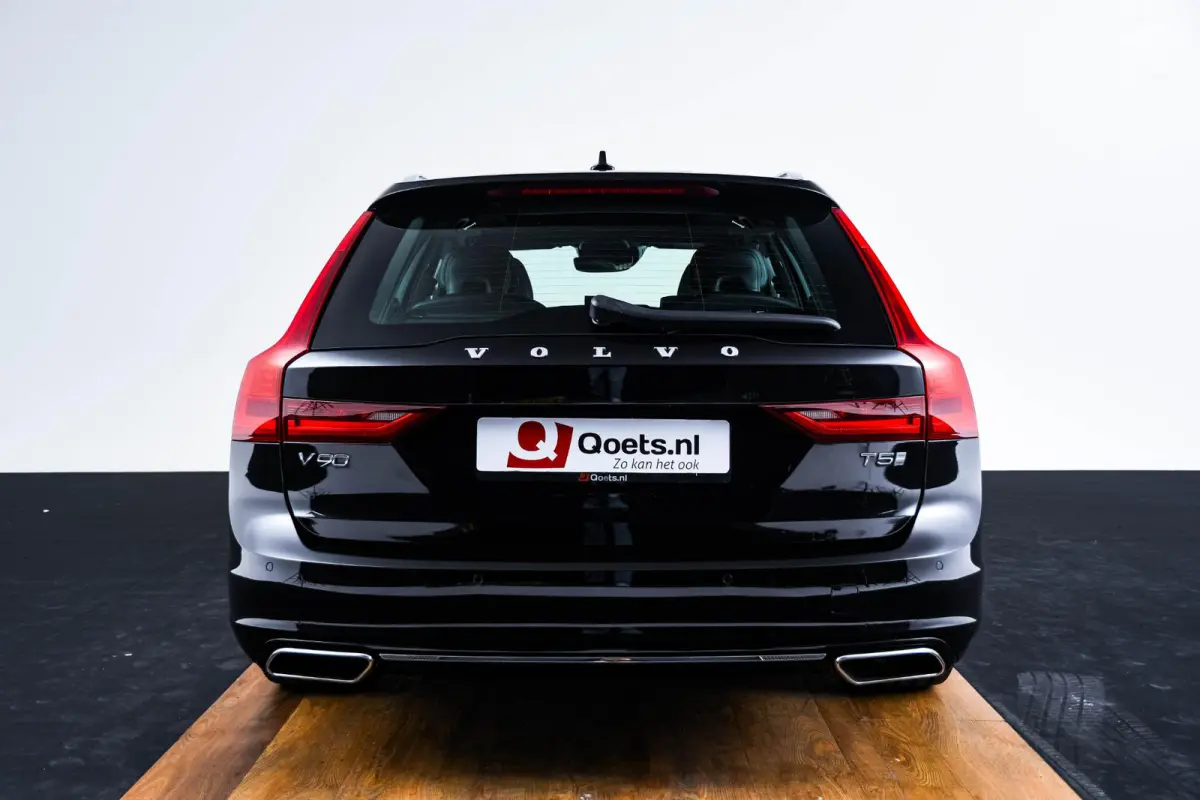 2.0 T5 Inscription Panoramadak - Luchtvering - Adaptieve Cruise Control - Head up - Harman Kardon - Stoelverwarming voor/achter - Stuurwielverwarming - Visual Park Assist - Drive Mode Settin