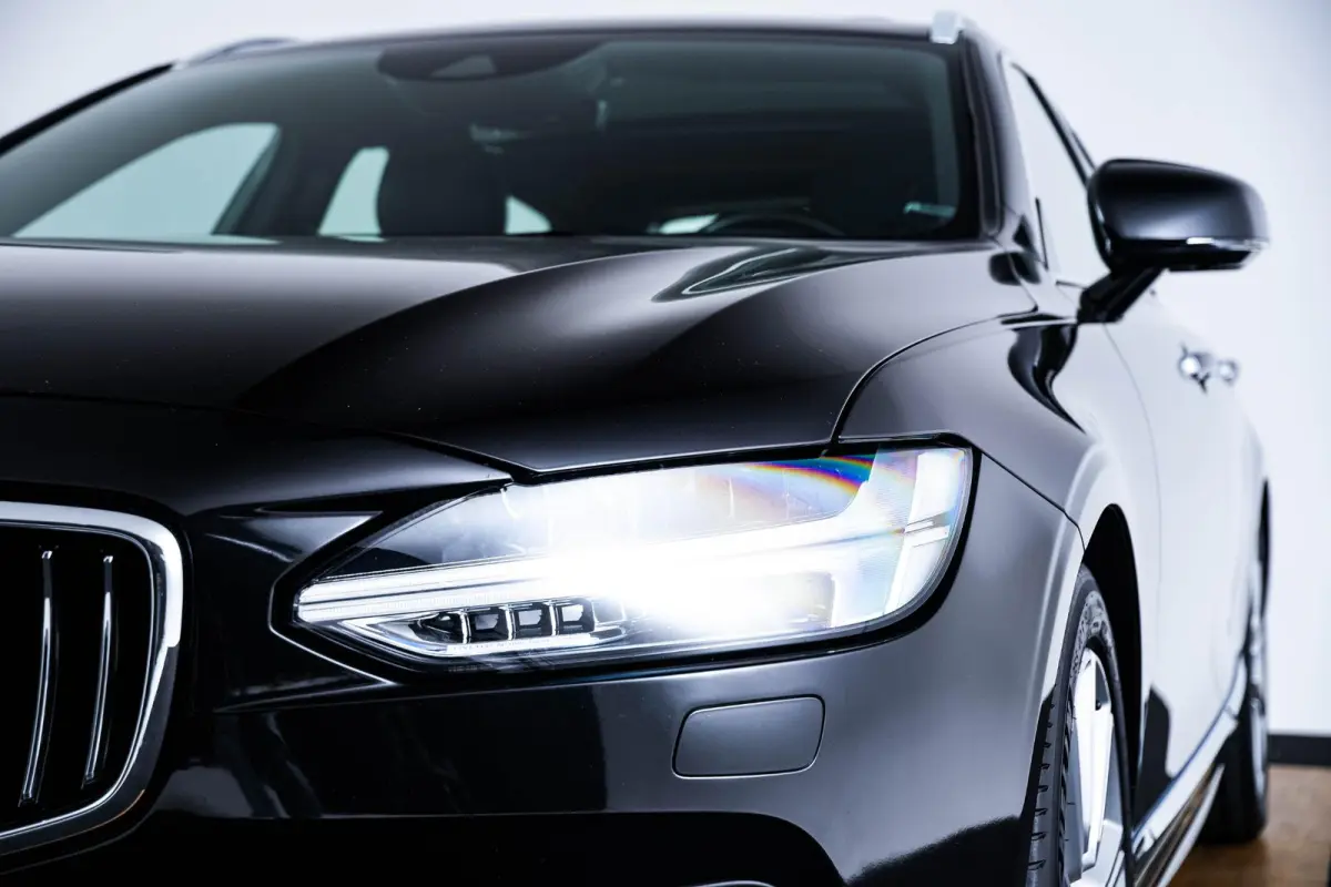 2.0 T5 Inscription Panoramadak - Luchtvering - Adaptieve Cruise Control - Head up - Harman Kardon - Stoelverwarming voor/achter - Stuurwielverwarming - Visual Park Assist - Drive Mode Settin