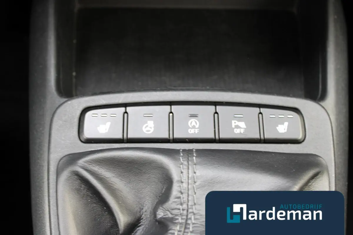 1.0 Comfort Carplay Stoelverw.