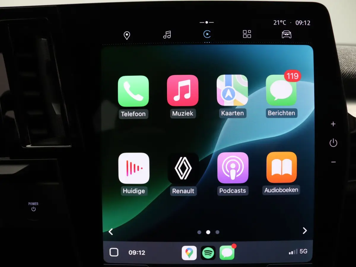 EV60 Optimum Charge Iconic Apple Carplay/Android Auto | Climate
