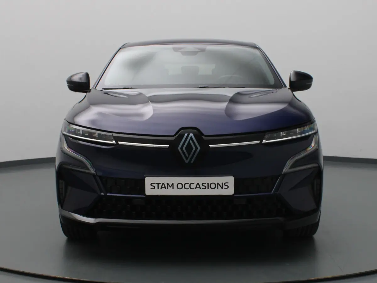 EV60 Optimum Charge Iconic Apple Carplay/Android Auto | Climate