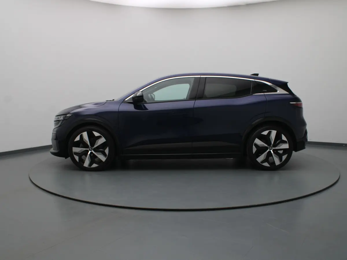 EV60 Optimum Charge Iconic Apple Carplay/Android Auto | Climate