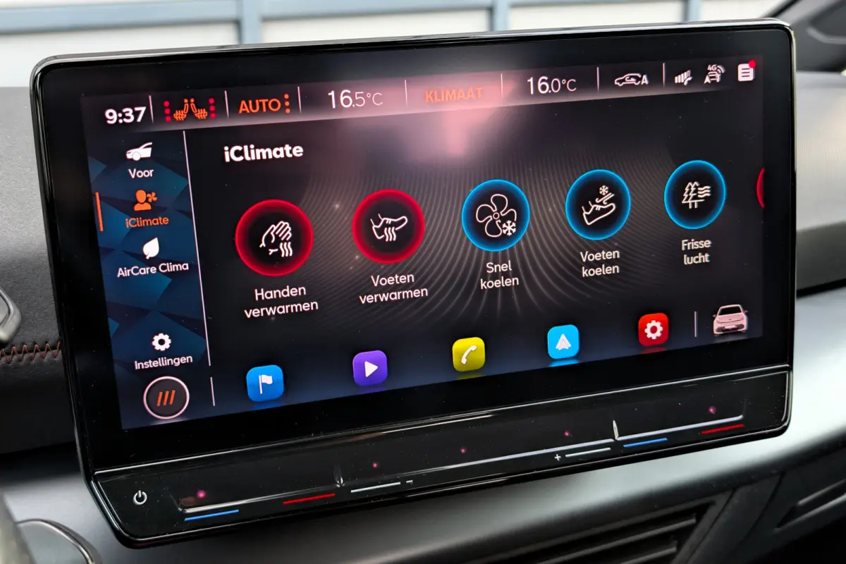 Business One 62kWh SOH 92% Apple CarPlay / Android Auto