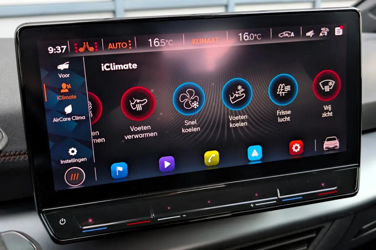 Business One 62kWh SOH 92% Apple CarPlay / Android Auto
