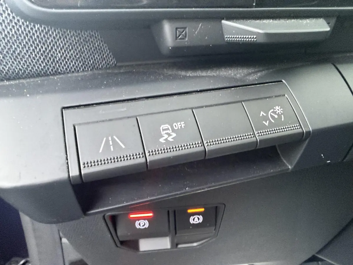 techno EV60 220pk optimum charge | Advanced Drive Assist | Trekhaak |