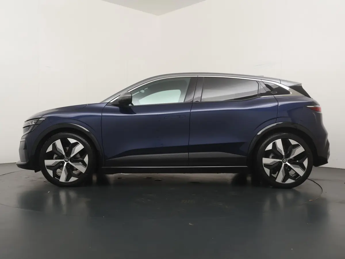 techno EV60 220pk optimum charge | Advanced Drive Assist | Trekhaak |