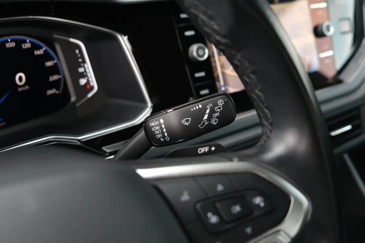 1.0 TSI 2x R-Line DSG IQ Matrix Led Keyless ACC Navi Cam Stoelverwarming