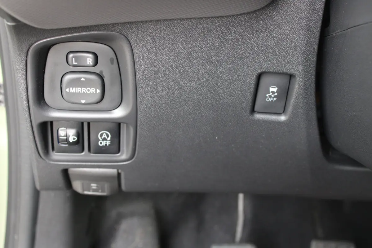 1.0 e-VTi Allure | Navi by app | Apple carplay | Camera | LED | Mistlampen | NL auto | 15.000km |