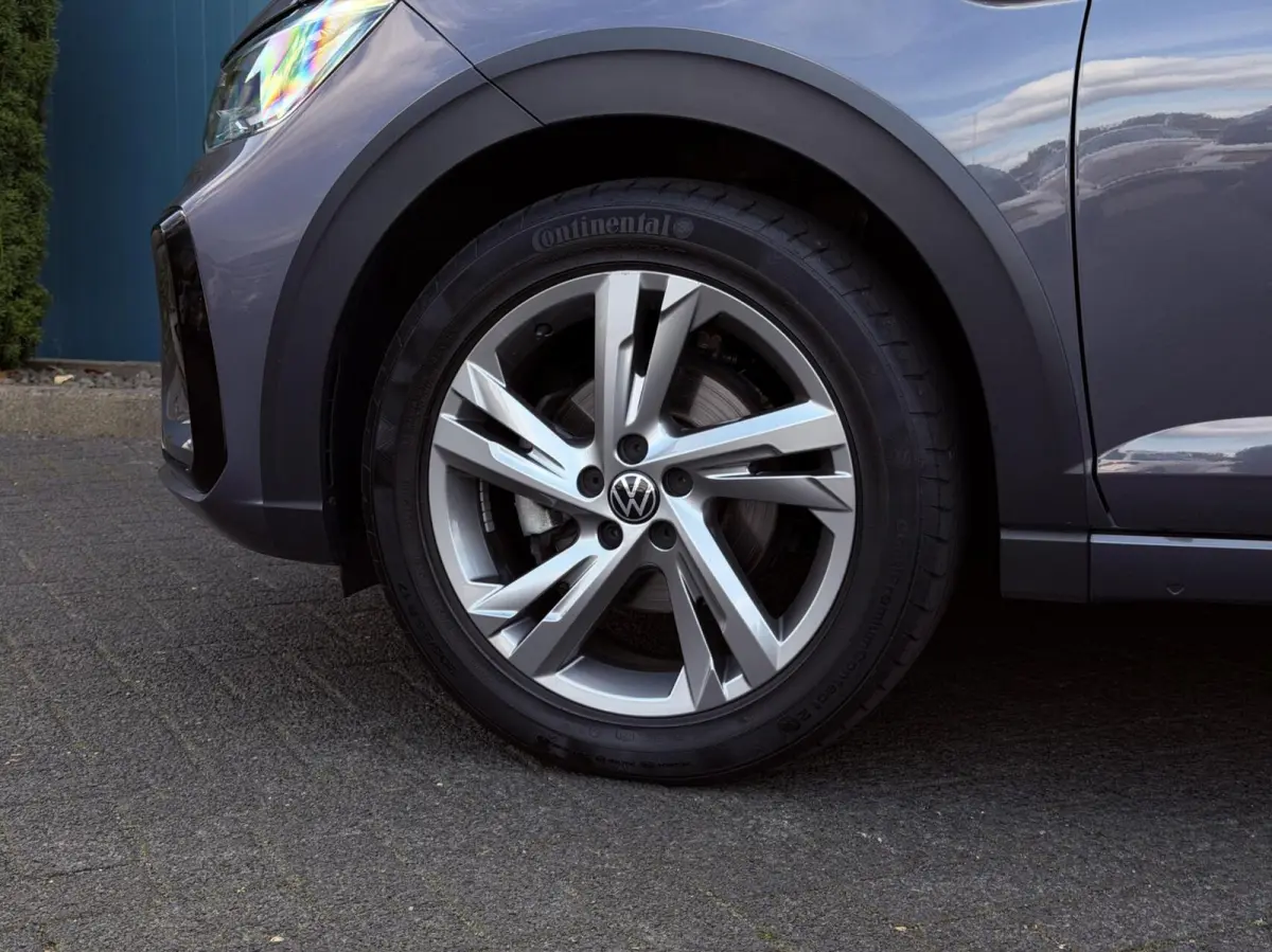 1.0 TSI 110PK! DSG AUT. R-Line CAM | ADAPT.CRUISE | STOELVERW. | CARPLAY | KEYLESS | NAV | LED
