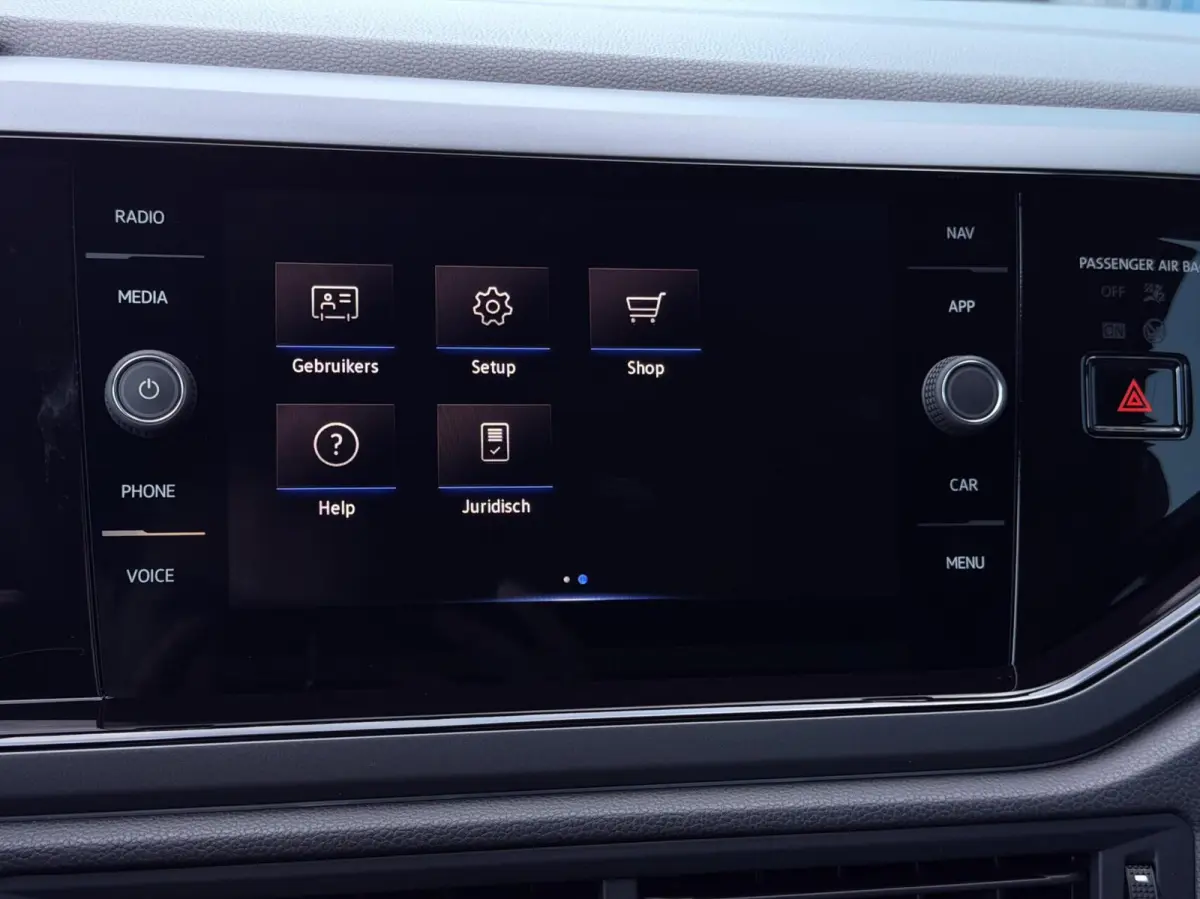 1.0 TSI 110PK! DSG AUT. R-Line CAM | ADAPT.CRUISE | STOELVERW. | CARPLAY | KEYLESS | NAV | LED